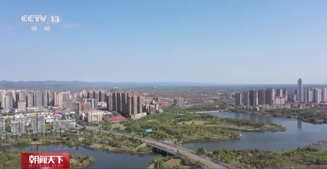 各地医护人员坚守岗位 保障群众健康快乐过大年